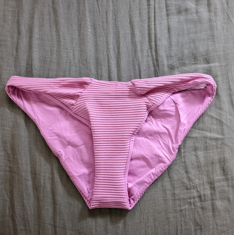 L*Space Sol Bikini Bottoms Ribbed Rosebud Pink